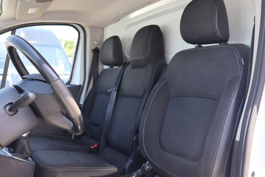 Renault Trafic 2.0 dCi 170pk L2 H1 Airco Navigatie Camera Imperiaal