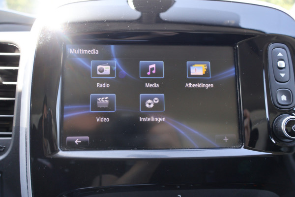 Renault Trafic 2.0 dCi 170pk L2 H1 Airco Navigatie Camera Imperiaal