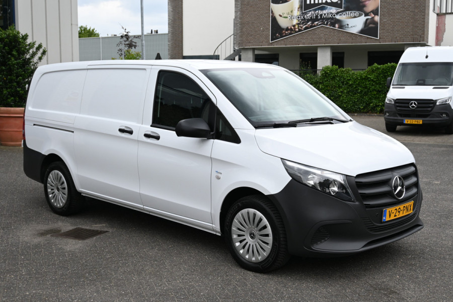 Mercedes-Benz Vito 116 CDI L2 Pro MBUX Navigatie, Trekhaak, Etc.