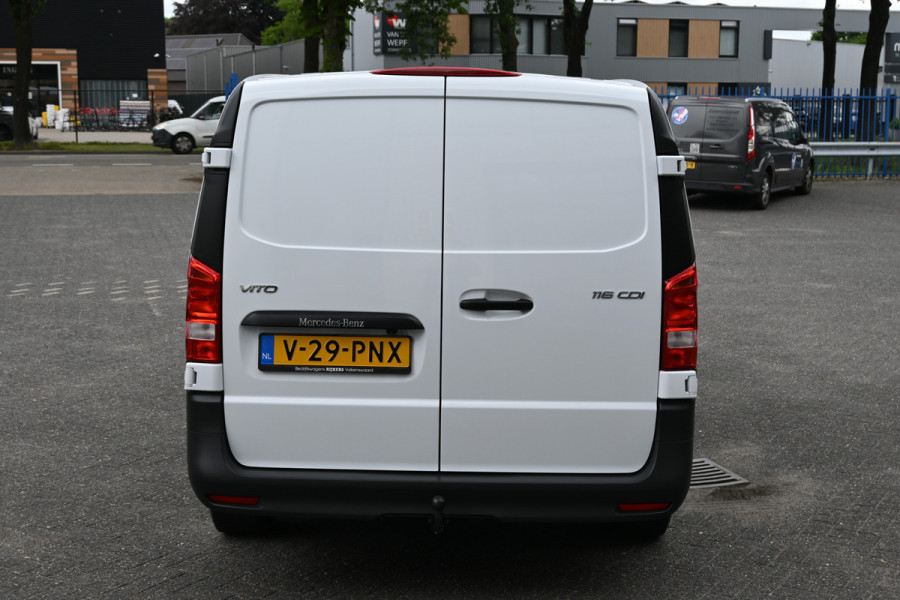 Mercedes-Benz Vito 116 CDI L2 Pro MBUX Navigatie, Trekhaak, Etc.