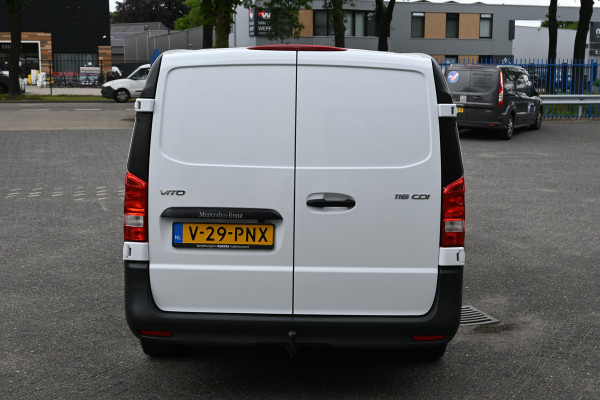 Mercedes-Benz Vito 116 CDI L2 Pro MBUX Navigatie, Trekhaak, Etc.