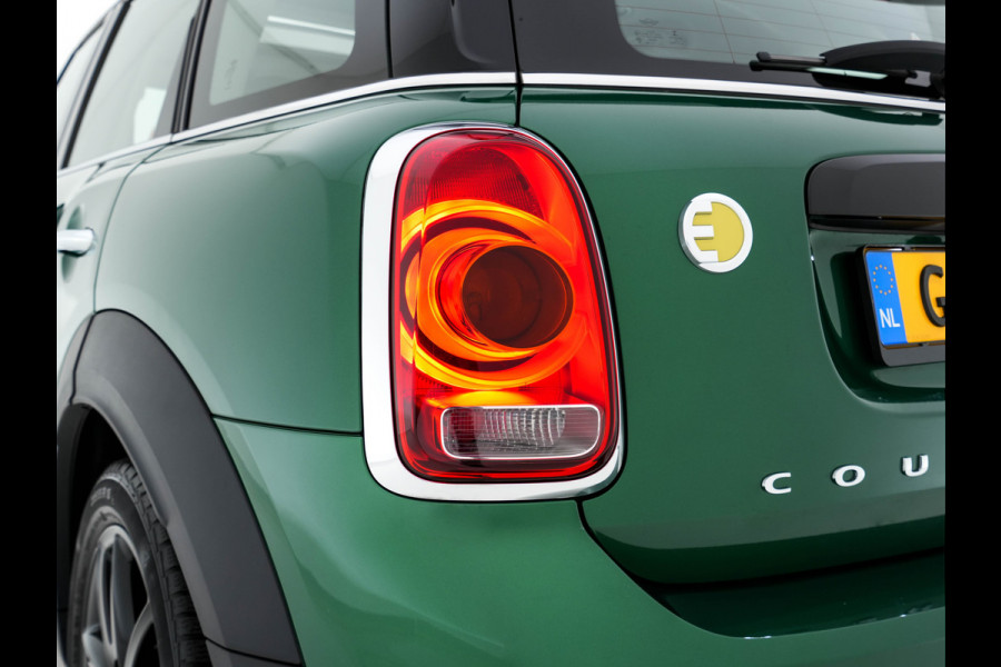 MINI Countryman 2.0 Cooper SE ALL4 (Plug-In) (INCL-BTW) Aut. *PANO | LEATHER-ALCANTARA | HARMAN/KARDON | ADAPTIVE-CRUISE | FULL-LED | KEYLESS | NAVI-FULLMAP | CAMERA | ECC | PDC | SPORTSEATS | AMBIENT-LIGHT | 18"ALU*