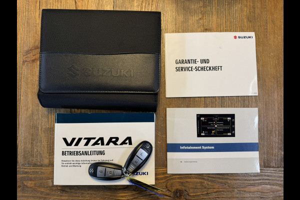 Suzuki Vitara 1.5 Hybrid Style AllGrip Comfort + Automaat Pano Trekhaak Navi Camera Carplay Cliam