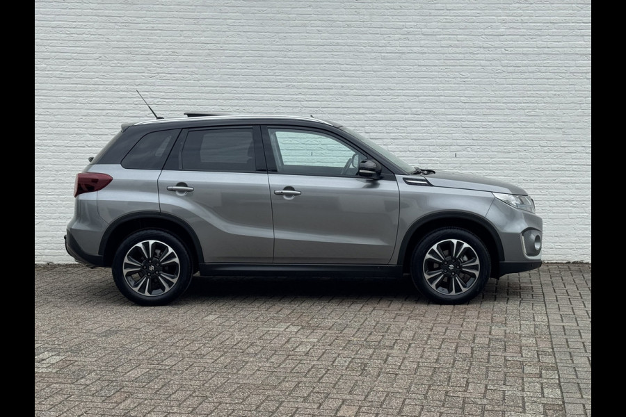 Suzuki Vitara 1.5 Hybrid Style AllGrip Comfort + Automaat Pano Trekhaak Navi Camera Carplay Cliam