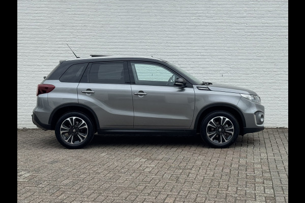 Suzuki Vitara 1.5 Hybrid Style AllGrip Comfort + Automaat Pano Trekhaak Navi Camera Carplay Cliam