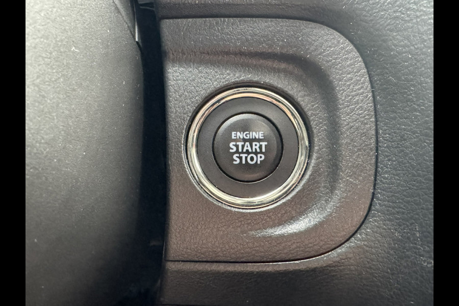 Suzuki Vitara 1.5 Hybrid Style AllGrip Comfort + Automaat Pano Trekhaak Navi Camera Carplay Cliam