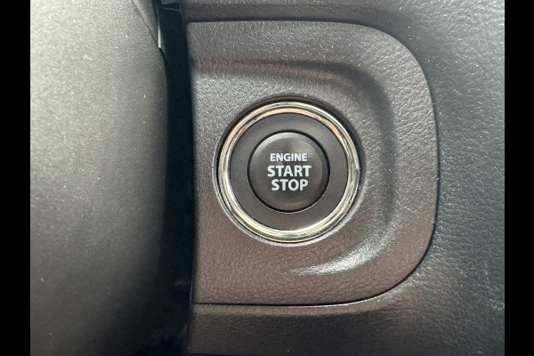 Suzuki Vitara 1.5 Hybrid Style AllGrip Comfort + Automaat Pano Trekhaak Navi Camera Carplay Cliam