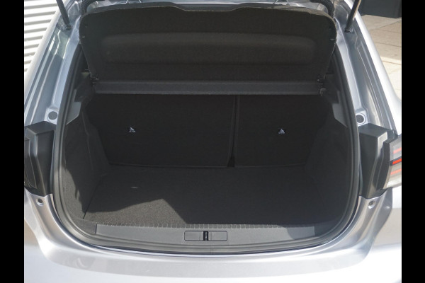 Peugeot e-208 EV Allure Avantage 51 kWh SOH 97% | CARPLAY | PARKEERSENSOREN | E.C.C. |
