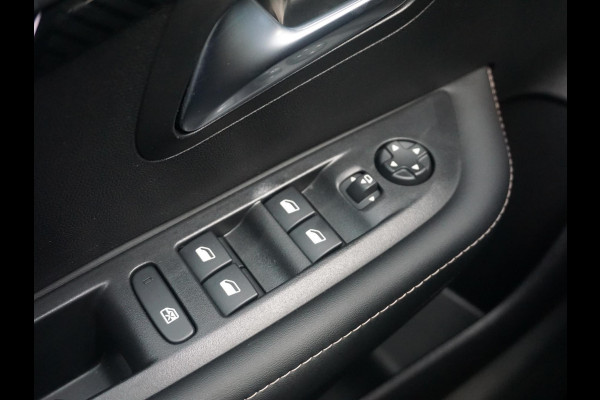 Peugeot e-208 EV Allure Avantage 51 kWh SOH 97% | CARPLAY | PARKEERSENSOREN | E.C.C. |