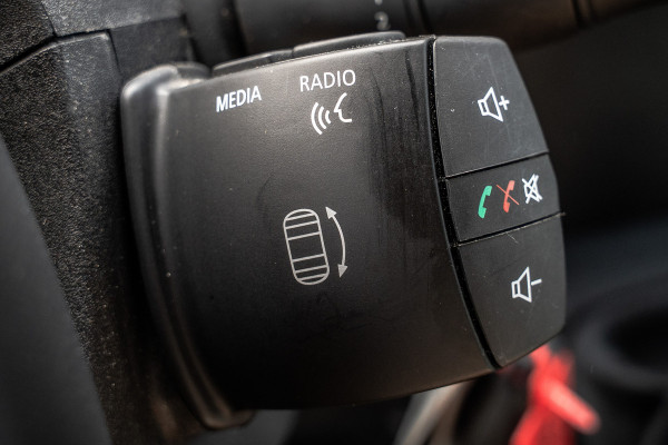 Renault Master 2.3dCi | Bakwagen met Laadklep | LED | Carplay | Camera | Cruise