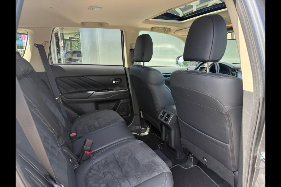 Mitsubishi Outlander 2.4 PHEV Intense+ Schuidak|360cam|Dealer Onderhouden