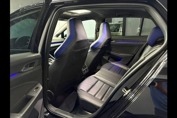 Volkswagen Golf 8 R 2.0 TSI 4M Performance