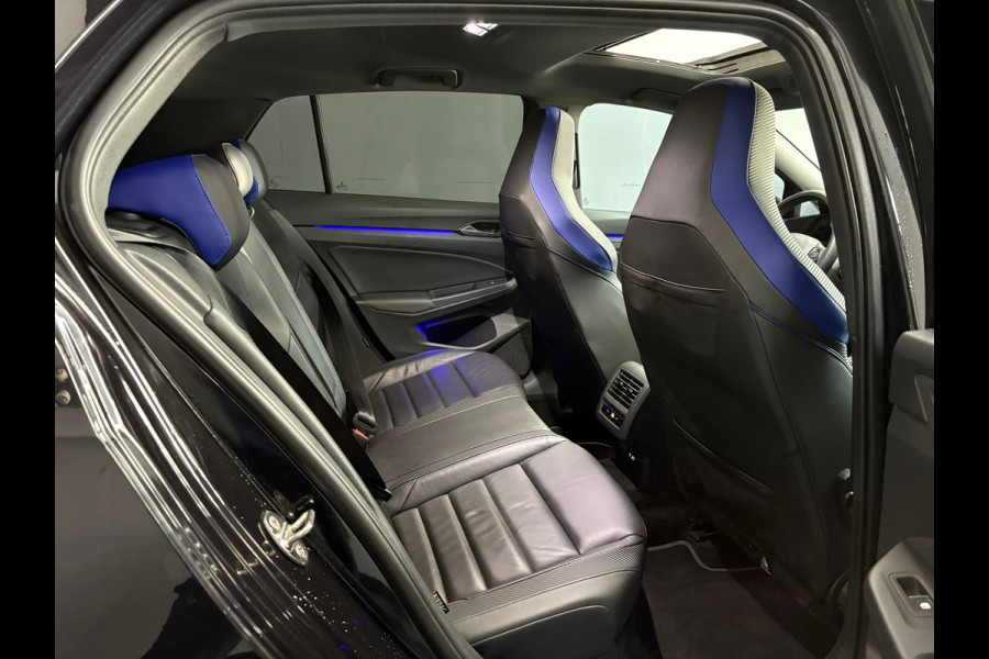 Volkswagen Golf 8 R 2.0 TSI 4M Performance