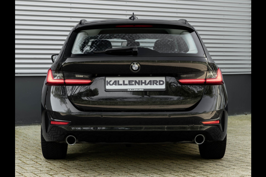 BMW 3 Serie Touring 320i - Active Cruise Control - Stoelverwarming - Hifi