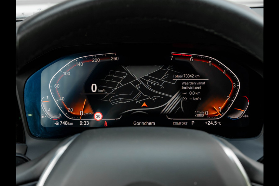 BMW 3 Serie Touring 320i - Active Cruise Control - Stoelverwarming - Hifi
