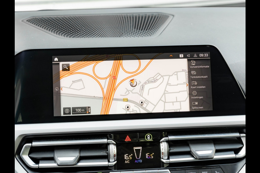 BMW 3 Serie Touring 320i - Active Cruise Control - Stoelverwarming - Hifi