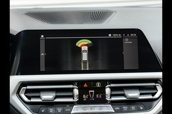 BMW 3 Serie Touring 320i - Active Cruise Control - Stoelverwarming - Hifi