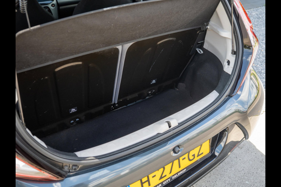 Toyota Aygo 1.0 VVT-i x-play | Camera | Carplay | Airco | 5D