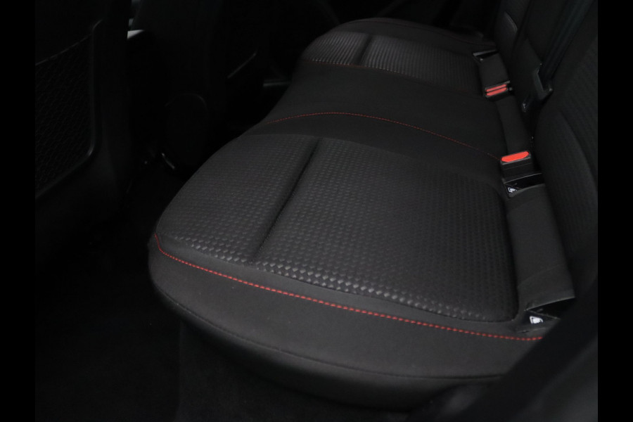 Ford FOCUS Wagon EcoBoost Hybrid ST Line Style Winter Package | B&O