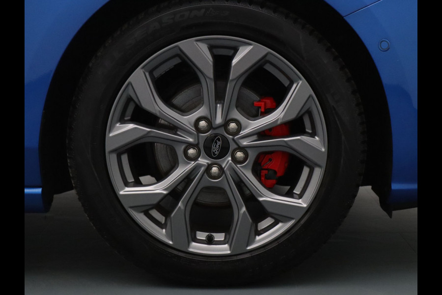 Ford FOCUS Wagon EcoBoost Hybrid ST Line Style Winter Package | B&O