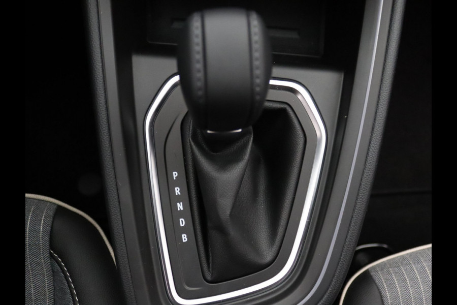 Renault Clio 145pk E-Tech Full Hybrid techno Automaat Camera | Cruise | Navi | Parkeersens. achter
