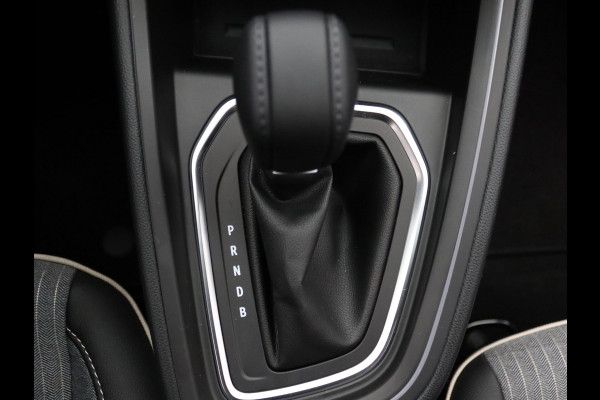 Renault Clio 145pk E-Tech Full Hybrid techno Automaat Camera | Cruise | Navi | Parkeersens. achter