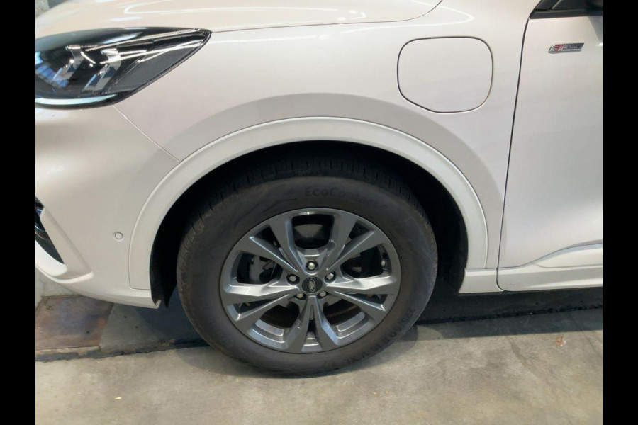 Ford Kuga 2.5 PHEV ST-Line X 225pk | Trekhaak | Panoramadak | Winter Pack | Adaptieve cruise control | Achteruitrijcamera | Verlengde Fabrieksgarantie t/m 06/2027