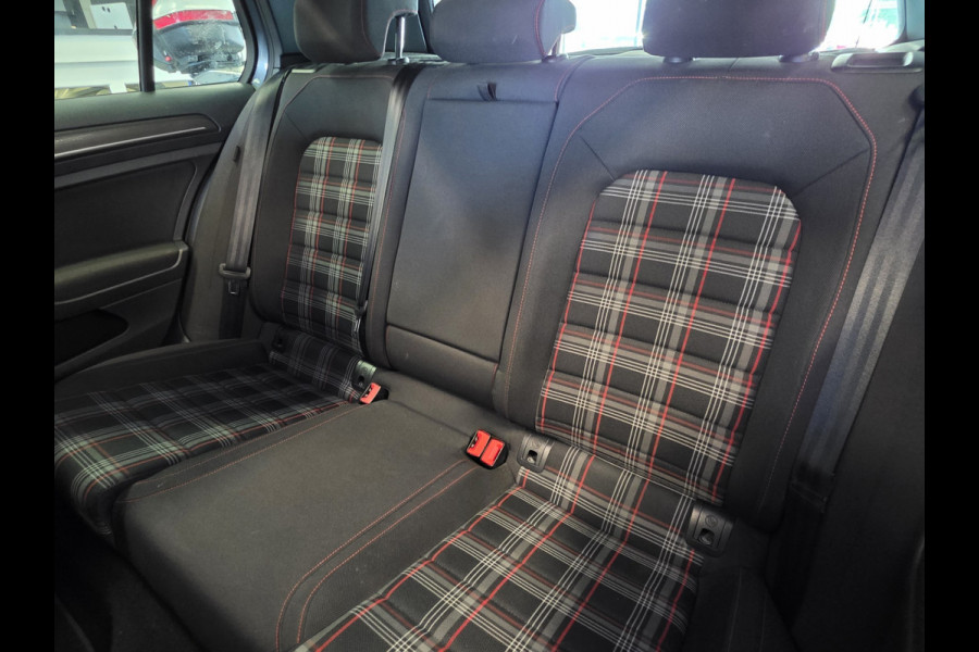 Volkswagen Golf GTI 2.0 TSI 4Motion Automaat – Pano – Remus uitlaat – Zeer compleet –