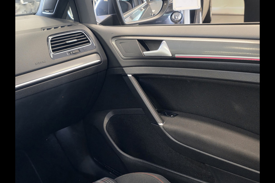 Volkswagen Golf GTI 2.0 TSI 4Motion Automaat – Pano – Remus uitlaat – Zeer compleet –