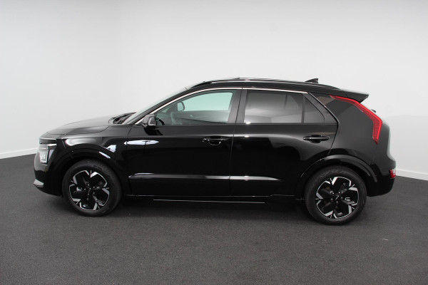 Kia Niro EV ExecutiveLine 64.8 kWh Leder Schuif-kantel dak Elektrische bedienbare achterklep DAB Led Camera Navigatie Climate control Cruise control