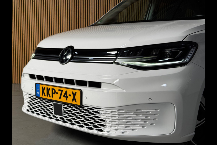 Volkswagen Caddy 1.5 TSI 5p PANO|TREKHAAK|VIRTUAL|CAMERA|FULL LED|ACC|18 INCH