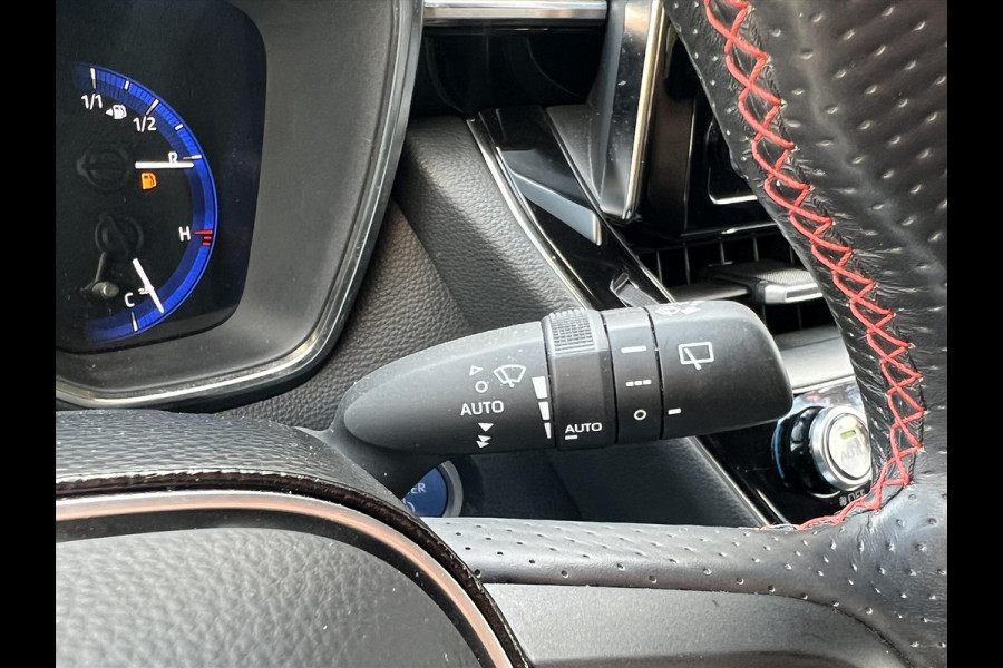 Toyota Corolla Touring Sports 1.8 Hybrid GR Sport | Trekhaak, Navigatie, LED, Stoelverwarming, Parkeersensoren, CarPlay