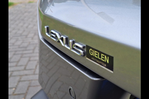 Lexus UX 250h AWD Luxury Line | 4X4, Leer, Stoelverwarming, Navigatie, Parkeersensoren, 18 inch, Privacy glass