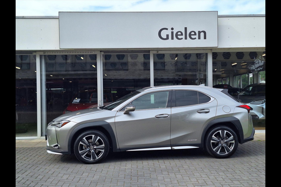 Lexus UX 250h AWD Luxury Line | 4X4, Leer, Stoelverwarming, Navigatie, Parkeersensoren, 18 inch, Privacy glass