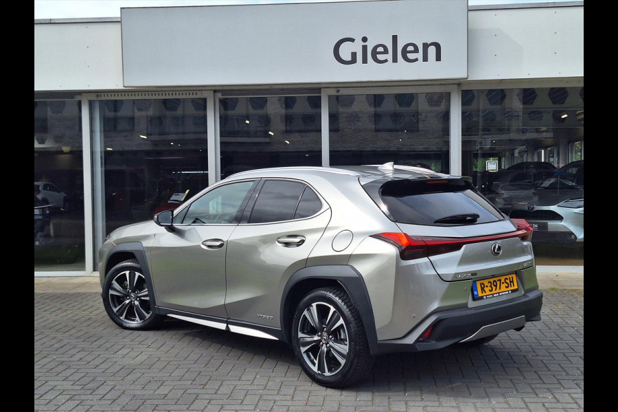 Lexus UX 250h AWD Luxury Line | 4X4, Leer, Stoelverwarming, Navigatie, Parkeersensoren, 18 inch, Privacy glass