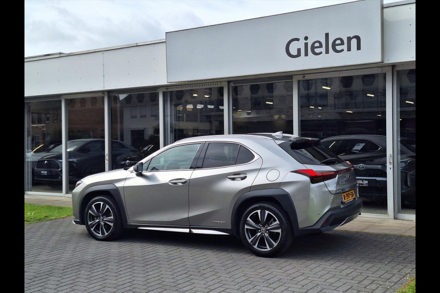 Lexus UX 250h AWD Luxury Line | 4X4, Leer, Stoelverwarming, Navigatie, Parkeersensoren, 18 inch, Privacy glass
