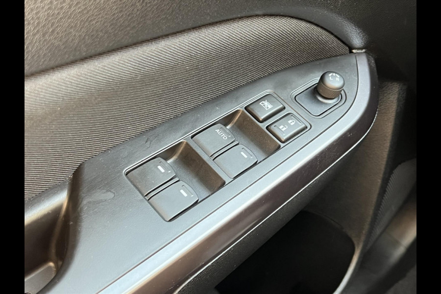Suzuki Vitara 1.4 Boosterjet Smart Hybrid Select Two-Tone | Dodehoekherkenning, CarPlay, Camera, Stoelverwarming, 1500KG Trekgewicht