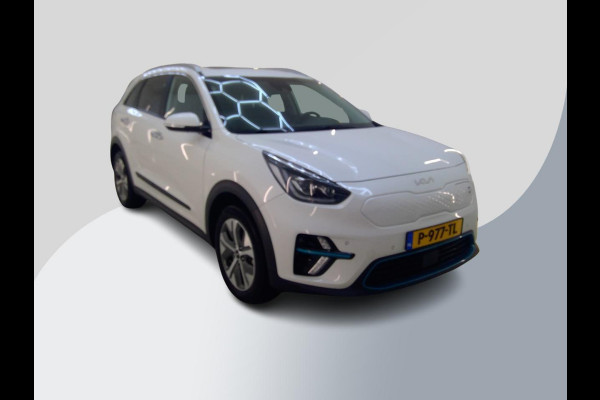 Kia e-Niro DynamicPlusLine 64 kWh | 14500 KM | SOH 100% | Navigatie | Schuif - Kantel Dak | WORDT VERWACHT!