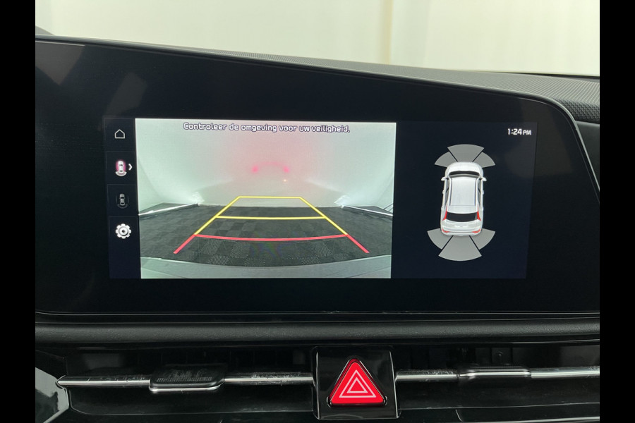 Kia Niro EV DynamicLine 64.8 kWh [3-Fase-11kW] {SoH-96%} (INCL.BTW) Aut. *LEATHER-FABRIC | ADAPTIVE-CRUISE | DIGI-COCKPIT | KEYLESS | CAMERA | DAB | COMFORTSEATS | SHIFTPADDLES | ECC | PDC | 17''ALU*