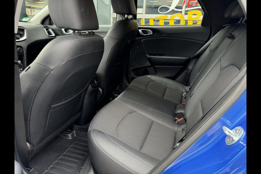 Kia Xceed 1.4T-GDi DynamicPlus - Navigatie / Apple CarPlay I Camera I LED I Sport pakket 1/2 Leer I 89.000 KM - Dealer onderhouden