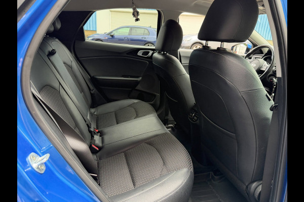 Kia Xceed 1.4T-GDi DynamicPlus - Navigatie / Apple CarPlay I Camera I LED I Sport pakket 1/2 Leer I 89.000 KM - Dealer onderhouden