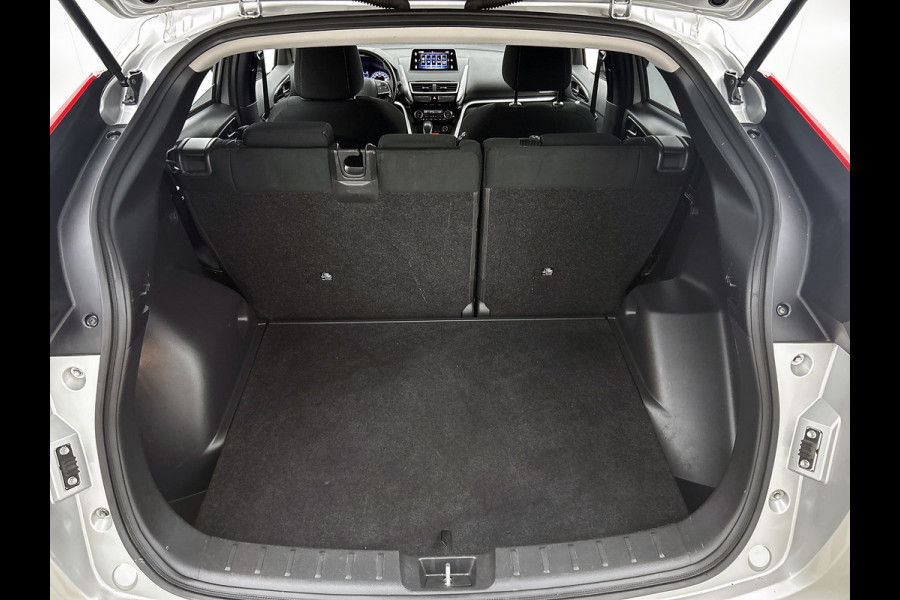 Mitsubishi Eclipse Cross 1.5 DI-T First Edition(NL-auto, Trekhaak, 360 Camera, StoelV, Navi, Lane Assist, Etc)