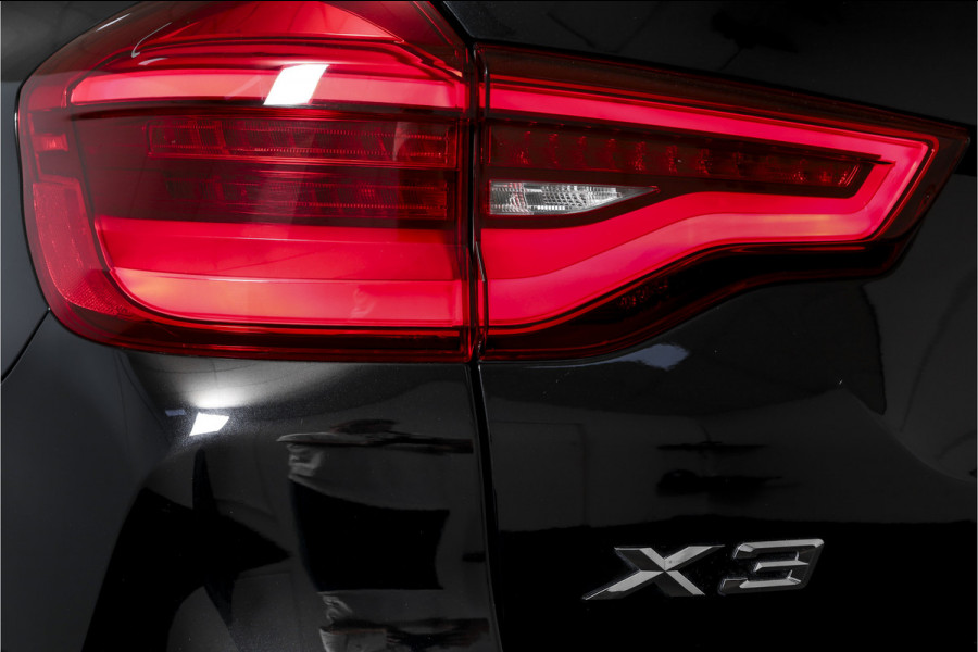 BMW X3 xDrive20i 184 PK High Executive Org. NL | M-Sport | Afn. Trekhaak | Cruise | Stoelverw. | PDC | Camera | NAV | ECC | Elek. Klep | LM 20" |