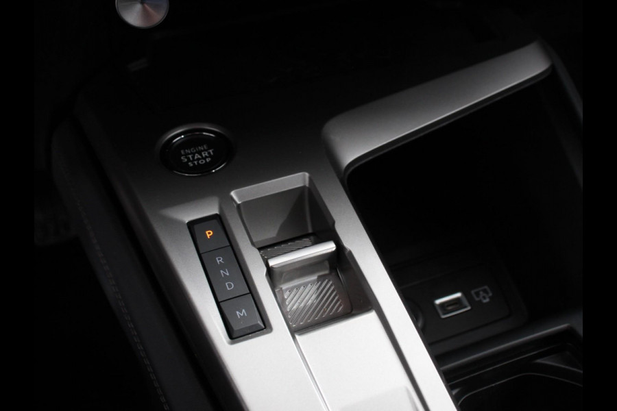 Peugeot 408 1.2 PureTech Allure 130 pk Automaat | Navigatie Apple Carplay/Android Auto Airco Camera Parkeer sensoren Cruise Control Led Lichtmetalen Velgen Stoelverwarming