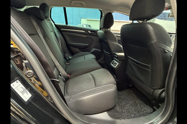 Renault Mégane Estate 1.3 TCe Limited - Navigatie / Apple CarPlay I Airco I Achteruitrij Camera I LED/PDC I Dealer onderhouden
