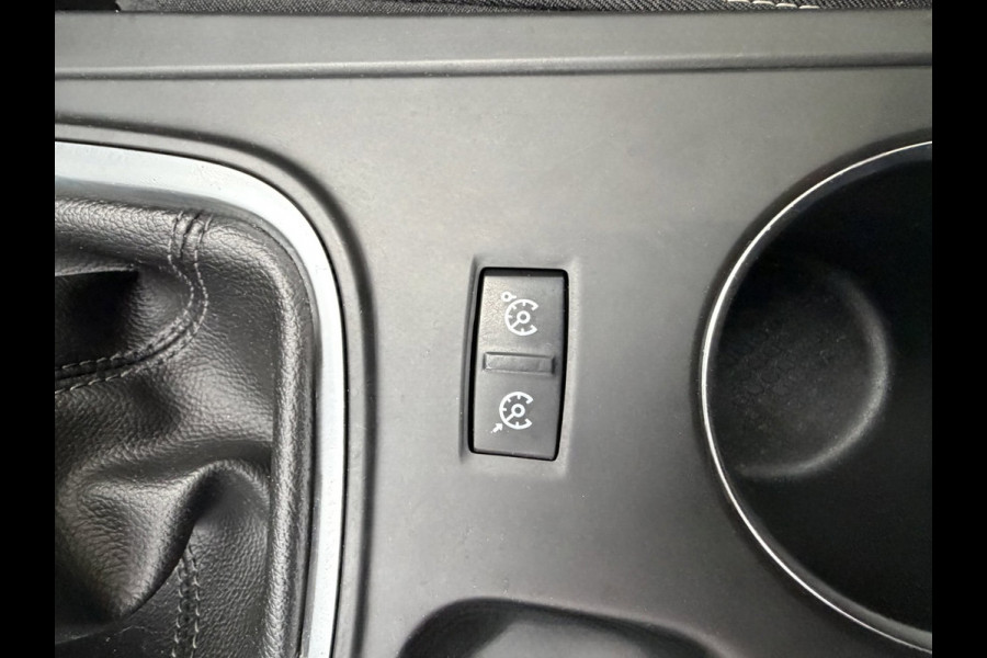 Renault Mégane Estate 1.3 TCe Limited - Navigatie / Apple CarPlay I Airco I Achteruitrij Camera I LED/PDC I Dealer onderhouden