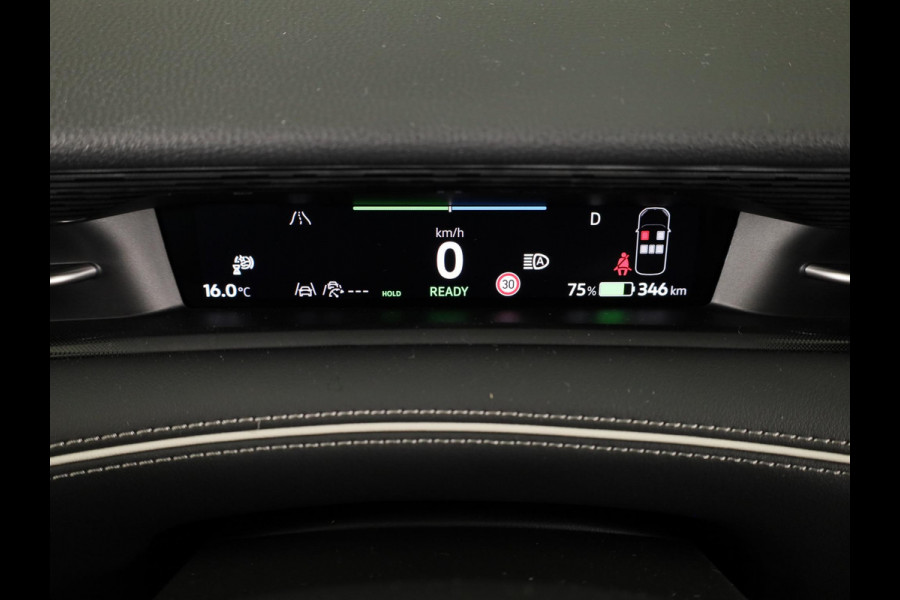 Volkswagen ID.7 Tourer Pro Business 77 kWh | SOH 100% | Navigatie | 360 Camera | Elektrische klep | Warmtepomp |