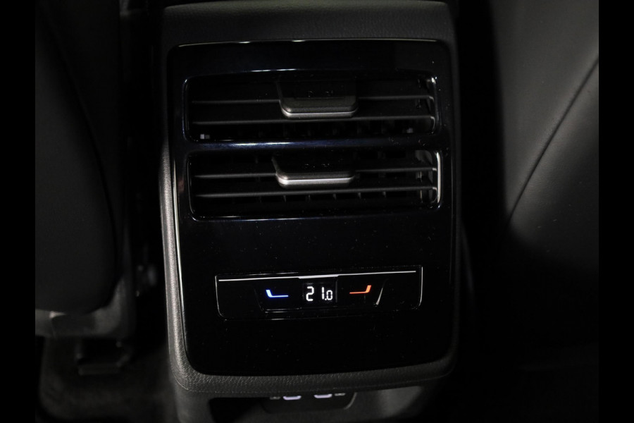 Volkswagen ID.7 Tourer Pro Business 77 kWh | SOH 100% | Navigatie | 360 Camera | Elektrische klep | Warmtepomp |