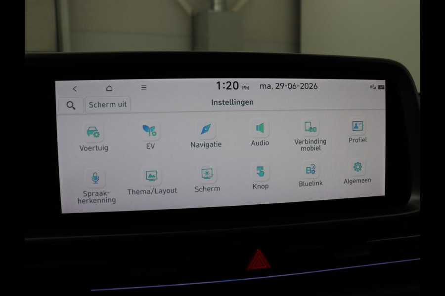 Hyundai IONIQ 6 Connect 77.4 kWh | SOH 94,7% | Warmtepomp | Head-Up | Stoelverwarming | Camera | Carplay | Standkachel | Adaptive cruise | Keyless | Navigatie | Achterbankverwarming | Full LED