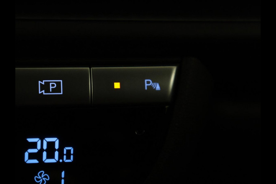 Hyundai IONIQ 6 Connect 77.4 kWh | SOH 94,7% | Warmtepomp | Head-Up | Stoelverwarming | Camera | Carplay | Standkachel | Adaptive cruise | Keyless | Navigatie | Achterbankverwarming | Full LED